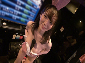 タンポポみたいに飛んでいきそうなくらい軽いふわふわま〇こちゃん（いろじろ） と美乳揉み放題カラオケセクパ　サンプル画像07